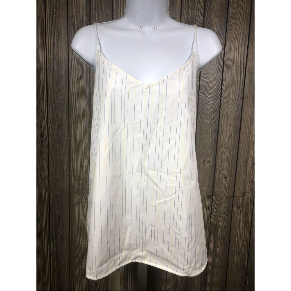 NWT LOFT size Large tank